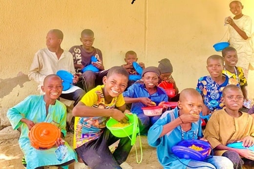 A group of Murmushi Almajiri Support Initiative (MASI)